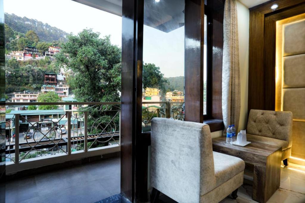 Vinsober Monal Hotel Nainital Kültér fotó